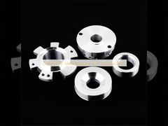 表面仕上げ Ra 0.1 のカスタム CNC メタルパーツ