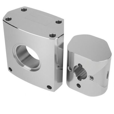 Ra 0.1 の表面粗さで精密なCNC 切断サービス